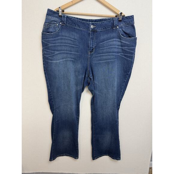 Lane Bryant Distinctly Boot Women’s Jeans Plus Sz 24 Average Inseam 30 Classic - Picture 1 of 15
